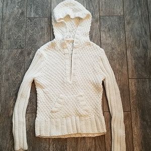 White hooded pullover sweater